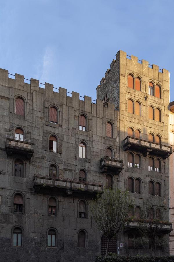Interno Appartamento In Un Castello Storico In Centro Milán Exterior foto