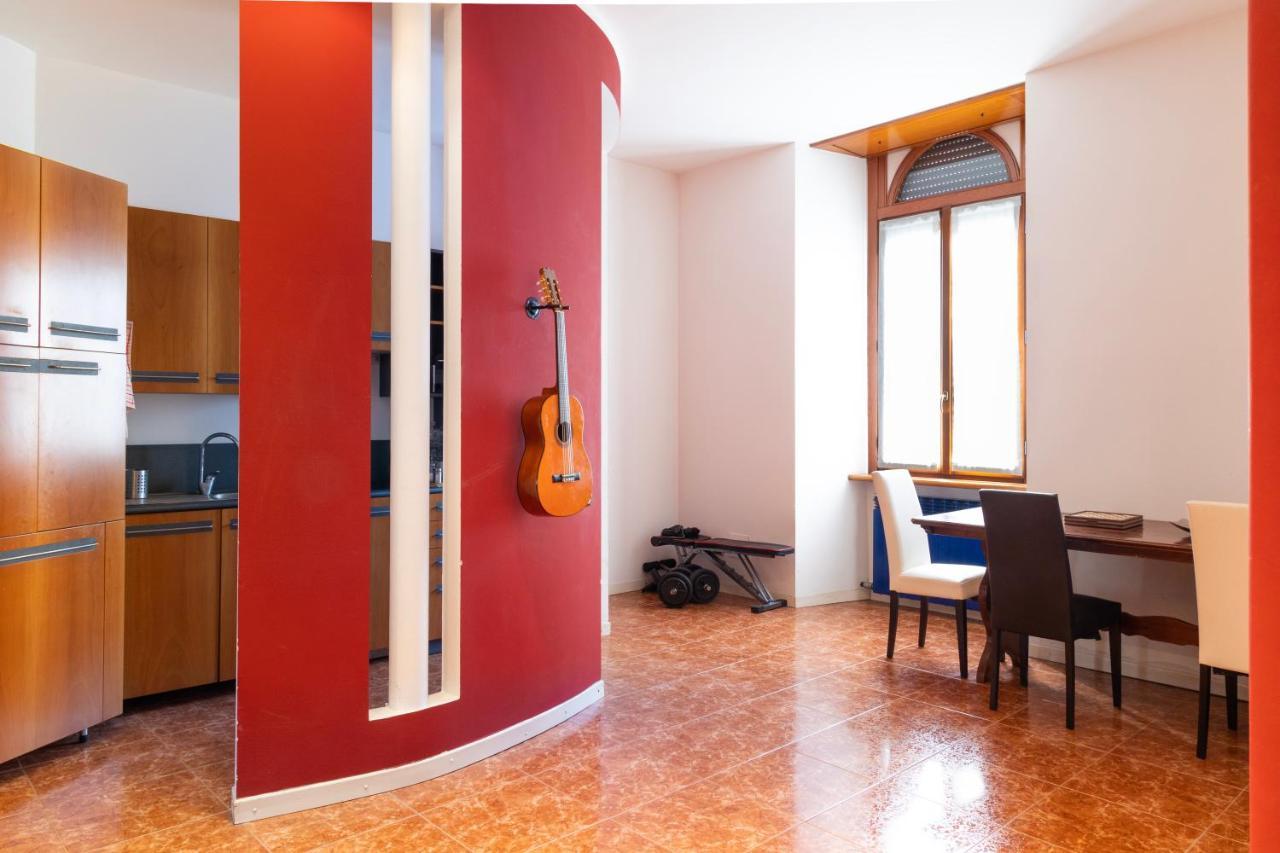 Interno Appartamento In Un Castello Storico In Centro Milán Exterior foto